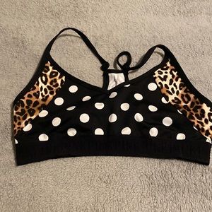 VS Pink ultimate sports bra